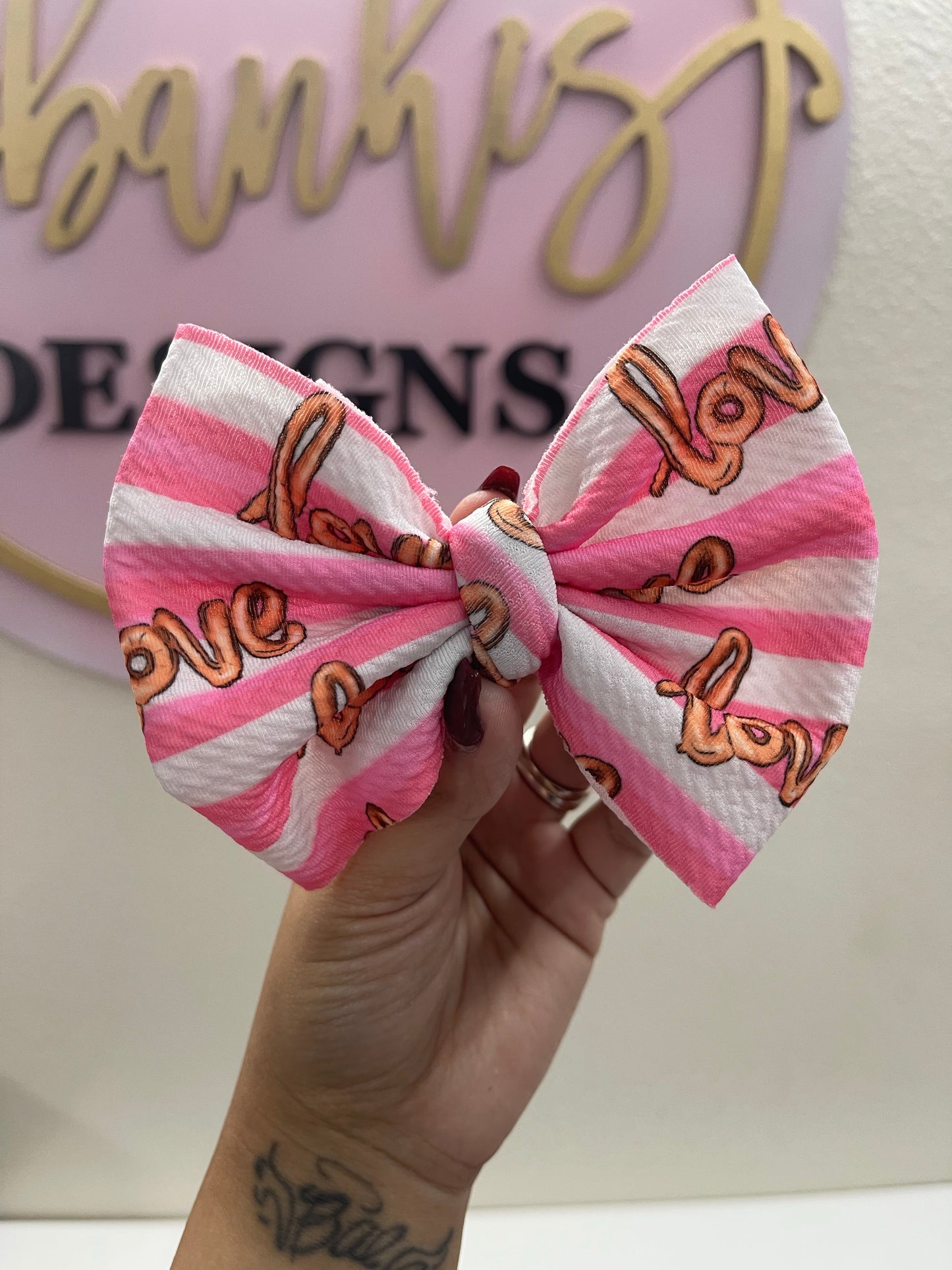 Love bow/ Piggies