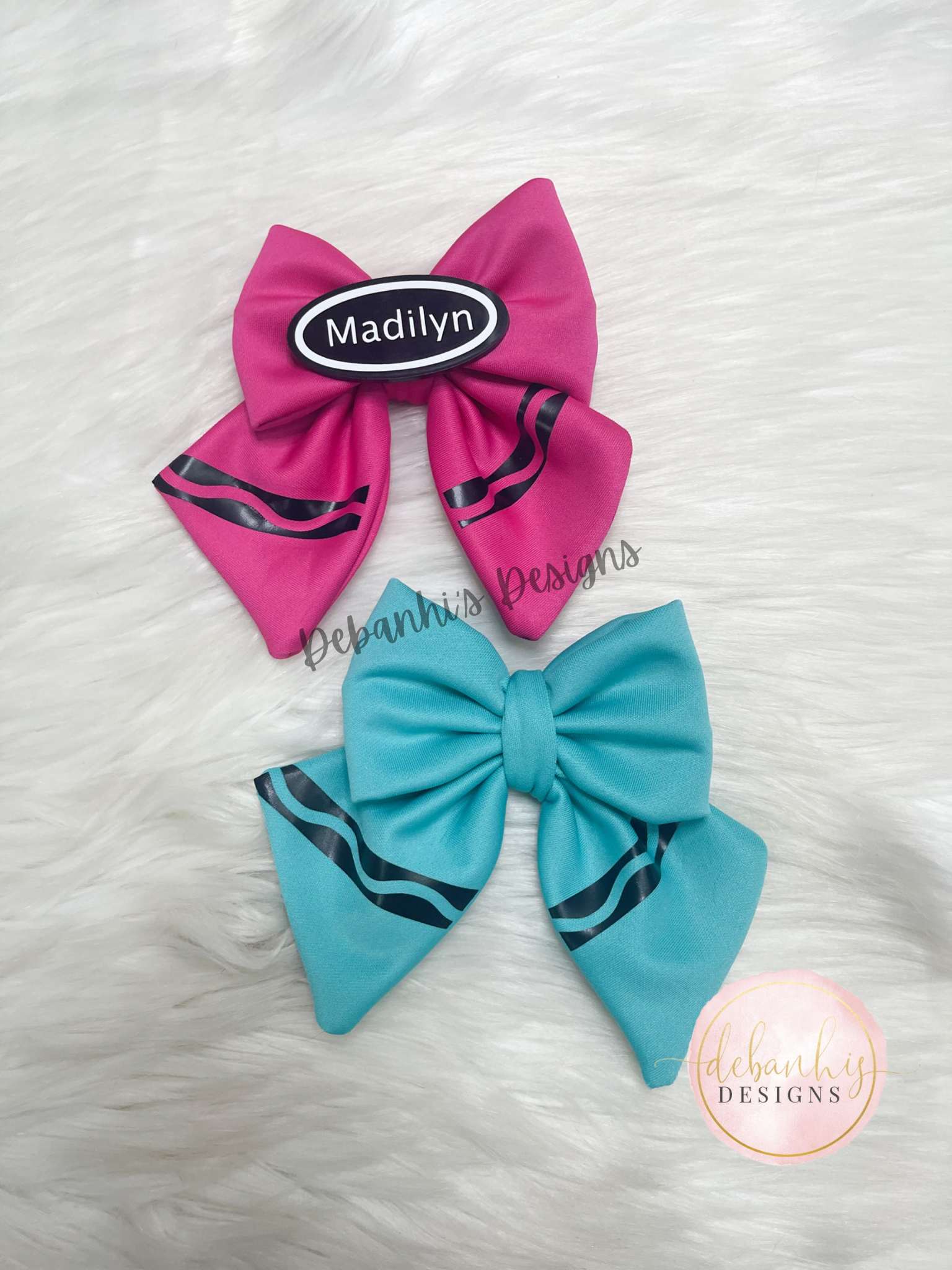 Crayon sailor Bow