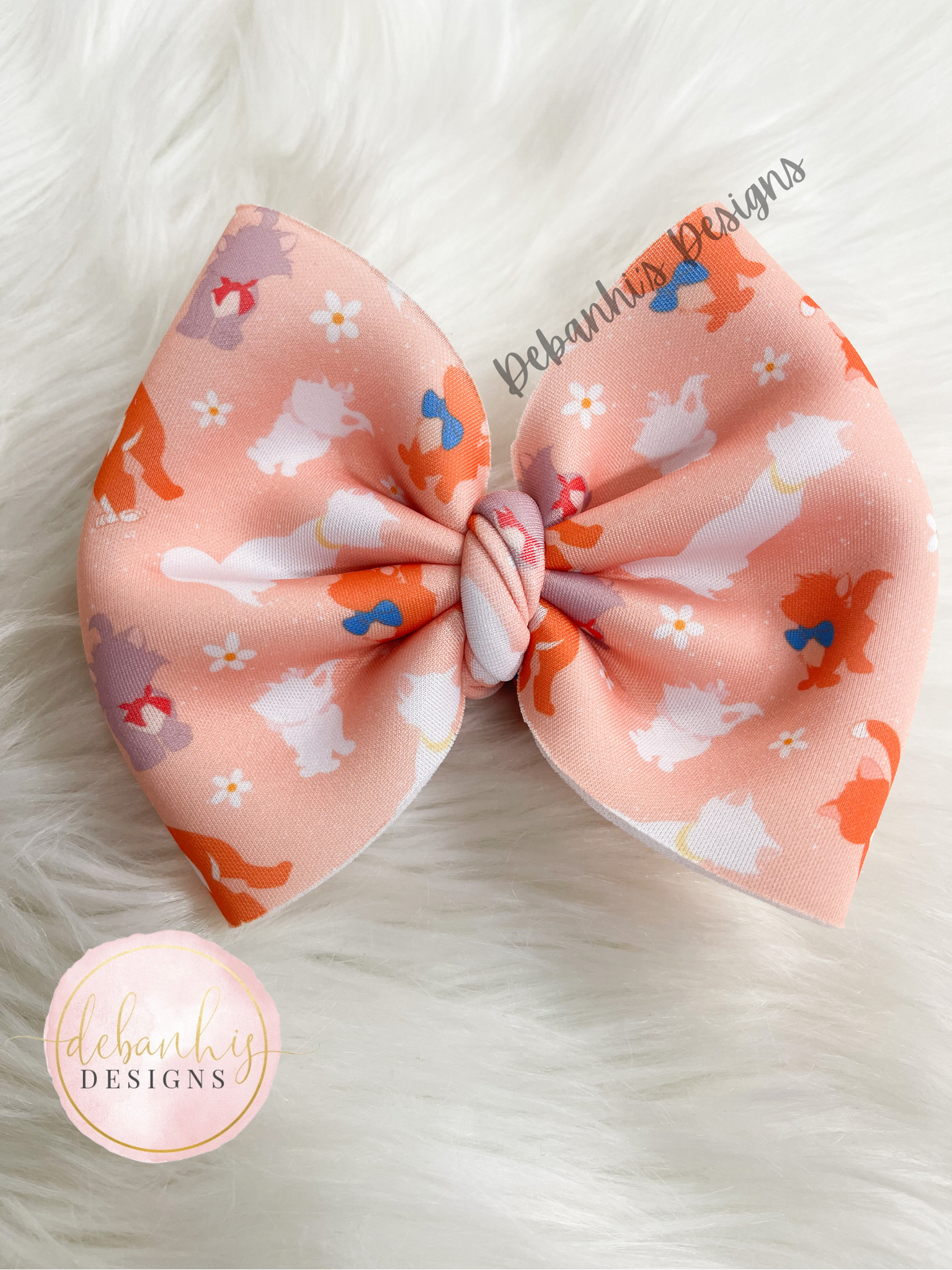 Fancy cats bow/ Piggies
