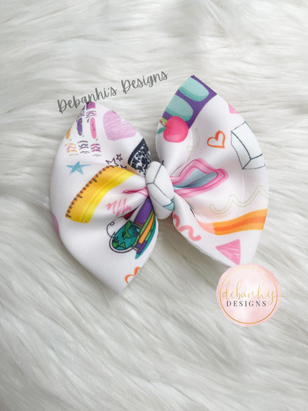 Back to school bow/ Piggies