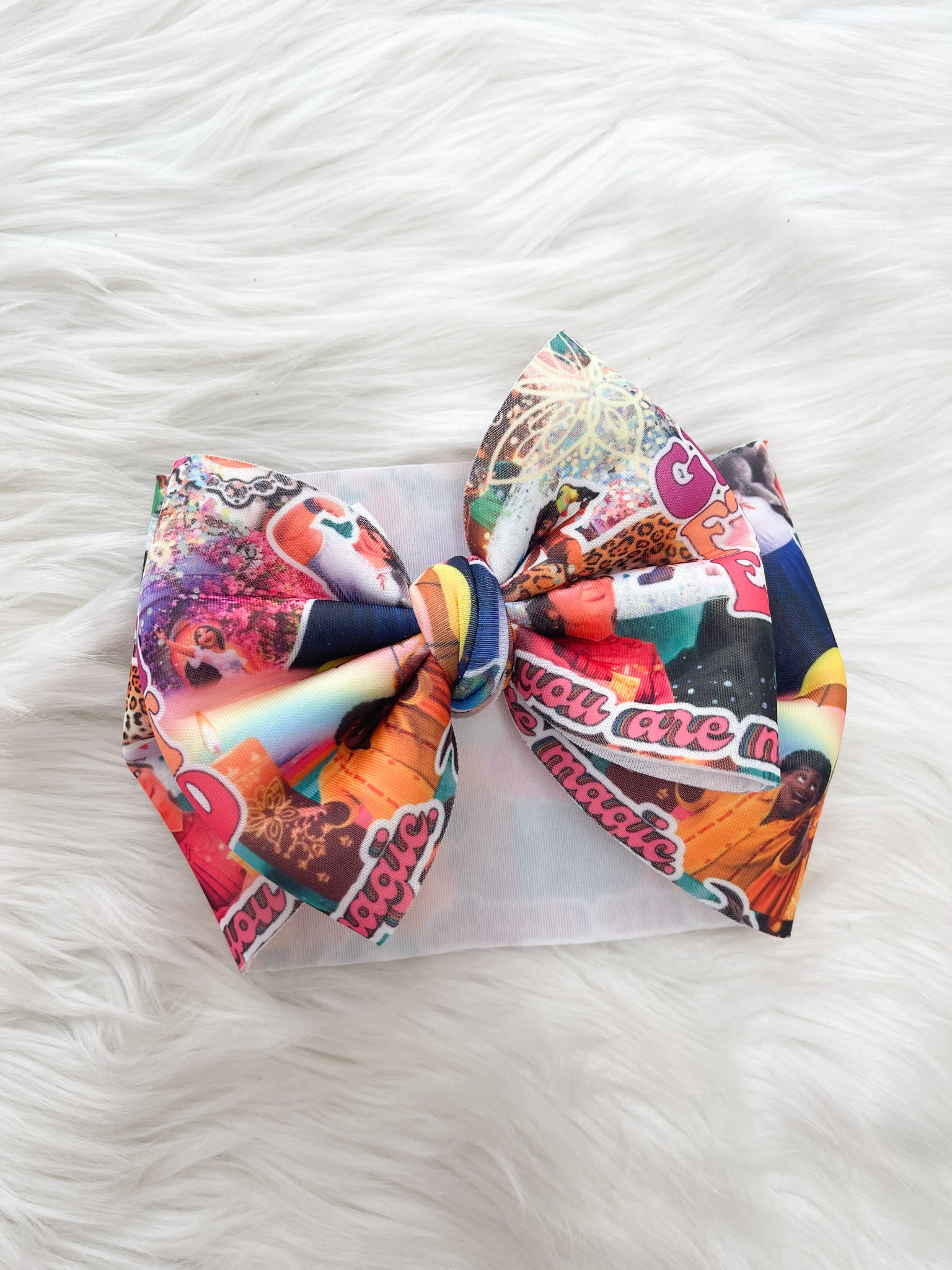 Familia madrigal headwrap